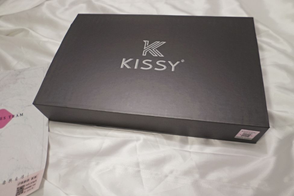 穿搭 ░　kissy taiwan如吻內衣哪裡買？無痕無鋼圈內衣開箱bra top推薦👙，同場附贈養眼猛男照!!!! kissy男性內褲貼身四角褲開箱🩲_68.jpg