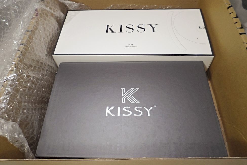 穿搭 ░　kissy taiwan如吻內衣哪裡買？無痕無鋼圈內衣開箱bra top推薦👙，同場附贈養眼猛男照!!!! kissy男性內褲貼身四角褲開箱🩲_72.jpg