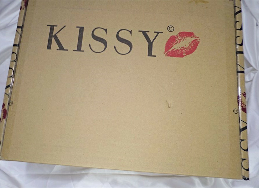 穿搭 ░　kissy taiwan如吻內衣哪裡買？無痕無鋼圈內衣開箱bra top推薦👙，同場附贈養眼猛男照!!!! kissy男性內褲貼身四角褲開箱🩲_76.jpg