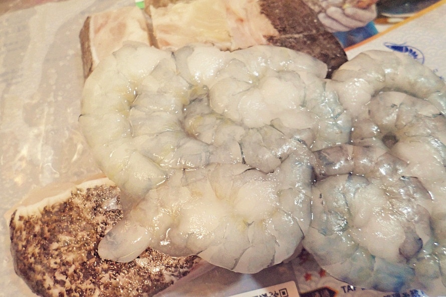 美食  ░  「一夫水產」自産自銷的履歷認証海鮮，全台唯一藍寶石草蝦，顛覆你對水產的視野！新鮮鱸魚排家庭套餐組 🤤_18.jpg
