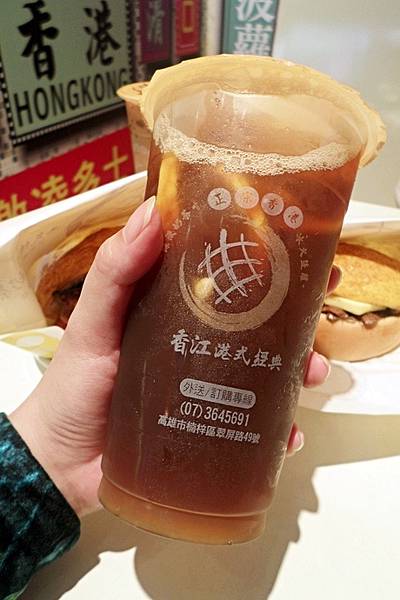 美食  ░   31高雄美食　香江港式菠蘿茶飲 popyummy高雄，冰火菠蘿油 31絲襪奶茶 31鴛鴦奶茶  31高雄必吃下午茶.jpg