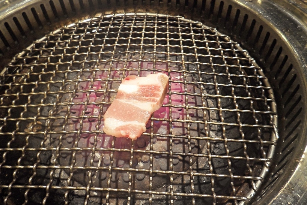 美食  ░ 推薦全台連鎖海陸吃到飽餐廳 - 好客海陸燒肉，新鮮海產肉類火烤兩吃，含COLD STONE冰淇淋吃到飽~_21.jpg