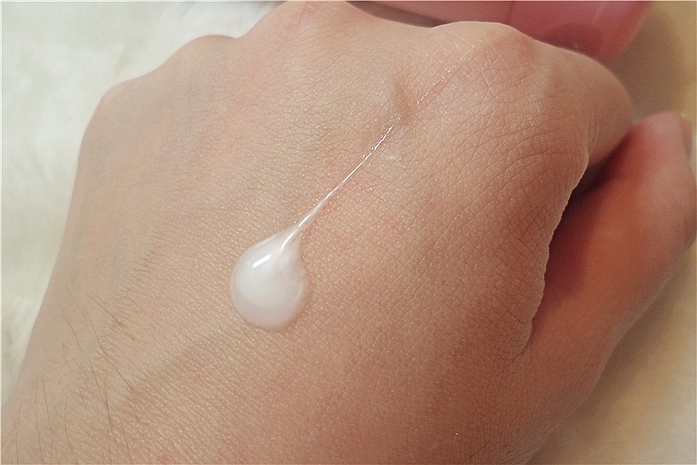 粉粉少女心 DAY DRIP SKIN DD極潤系列 , 玩水必備聯名SEASONS BIKIN 私密處抗菌清潔 DD漢方嫩白慕斯 08_副本.jpg 粉粉少女心 DAY DRIP SKIN DD極潤系列 , 玩水必備聯名SEASONS BIKIN 私密處抗菌清潔 DD漢方嫩白慕斯 08_副本.jpg