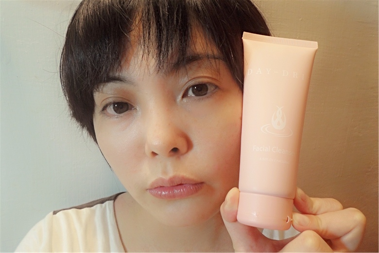 粉粉少女心 DAY DRIP SKIN DD極潤系列 , 玩水必備聯名SEASONS BIKIN 私密處抗菌清潔 DD漢方嫩白慕斯 25.jpg 粉粉少女心 DAY DRIP SKIN DD極潤系列 , 玩水必備聯名SEASONS BIKIN 私密處抗菌清潔 DD漢方嫩白慕斯 25.jpg