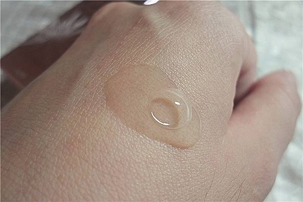 LadyWeider 妍植覓密  歲月無痕精萃 FIRMING ELIXIR  + 冰原之后無瑕面膜 THE FLAWLESS GLACIER MASK ，照顧肌膚好有女人味17_副本.jpg