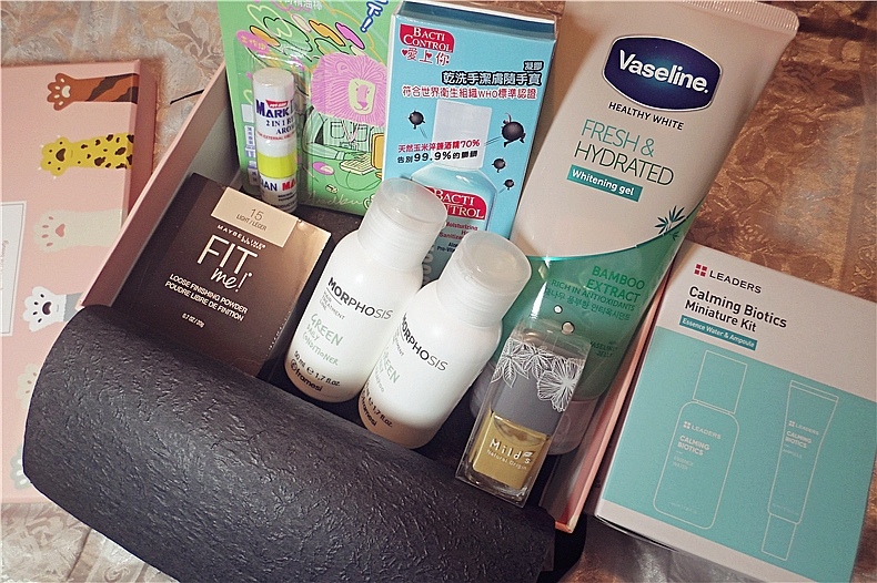 美妝盒 ｜2021年7月butybox炎炎夏日體驗盒💓Maybelline媚比琳 FIT ME空氣絲絨蜜粉，Vaseline 凡士林 綠竹保濕凝露05.jpg