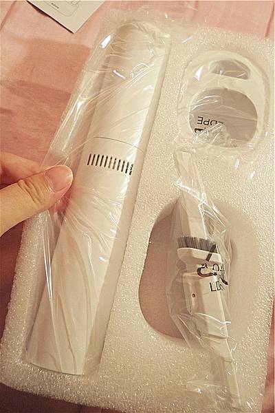 kinyo吸塵器評價評價高的無線手持小型吸塵器 汽車用吸塵器 攜帶式吸塵器開箱文 3C開箱文11.jpg kinyo吸塵器評價評價高的無線手持小型吸塵器 汽車用吸塵器 攜帶式吸塵器開箱文 3C開箱文11.jpg