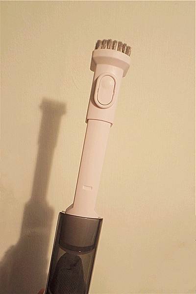 kinyo吸塵器評價評價高的無線手持小型吸塵器 汽車用吸塵器 攜帶式吸塵器開箱文 3C開箱文39.jpg kinyo吸塵器評價評價高的無線手持小型吸塵器 汽車用吸塵器 攜帶式吸塵器開箱文 3C開箱文39.jpg