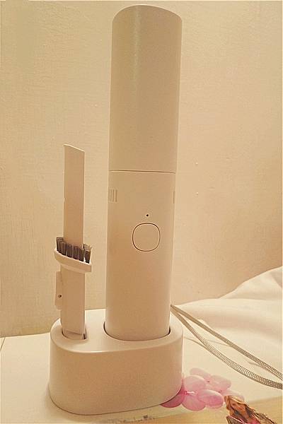 kinyo吸塵器評價評價高的無線手持小型吸塵器 汽車用吸塵器 攜帶式吸塵器開箱文 3C開箱文54.jpg kinyo吸塵器評價評價高的無線手持小型吸塵器 汽車用吸塵器 攜帶式吸塵器開箱文 3C開箱文54.jpg