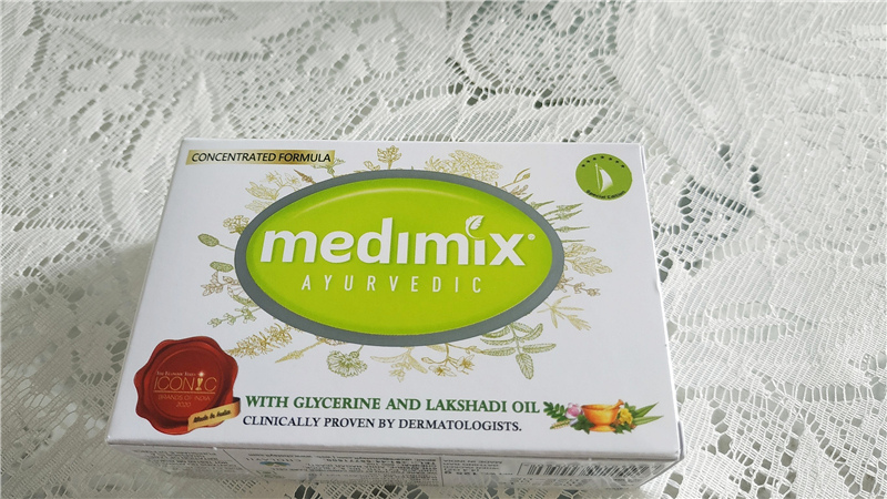 【Medimix】阿育吠陀天然草本精萃皂,原廠正貨皂印度香皂洗臉洗身都可以的好皂30.jpg 【Medimix】阿育吠陀天然草本精萃皂,原廠正貨皂印度香皂洗臉洗身都可以的好皂30.jpg