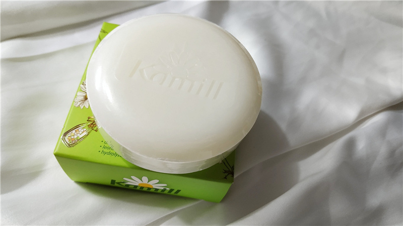 使用德國 kamill洋甘菊護手霜 x kamill經典洋甘菊植萃皂x kamill摩洛哥油洗髮皂,做好冬天肌膚的照顧26.jpg 使用德國 kamill洋甘菊護手霜 x kamill經典洋甘菊植萃皂x kamill摩洛哥油洗髮皂,做好冬天肌膚的照顧26.jpg