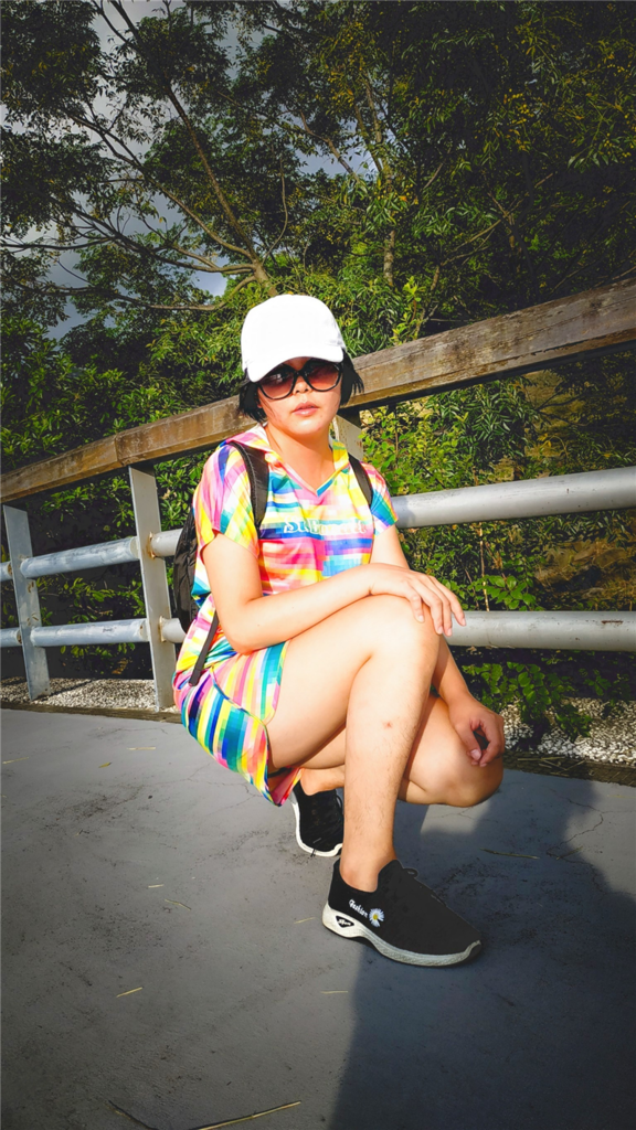 St. Bonalt 聖伯納戶外 彩格條紋套裝 ,顯瘦又有彈性好穿的超亮眼運動套裝114.png St. Bonalt 聖伯納戶外 彩格條紋套裝 ,顯瘦又有彈性好穿的超亮眼運動套裝114.png