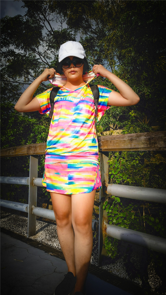 St. Bonalt 聖伯納戶外 彩格條紋套裝 ,顯瘦又有彈性好穿的超亮眼運動套裝118.png St. Bonalt 聖伯納戶外 彩格條紋套裝 ,顯瘦又有彈性好穿的超亮眼運動套裝118.png