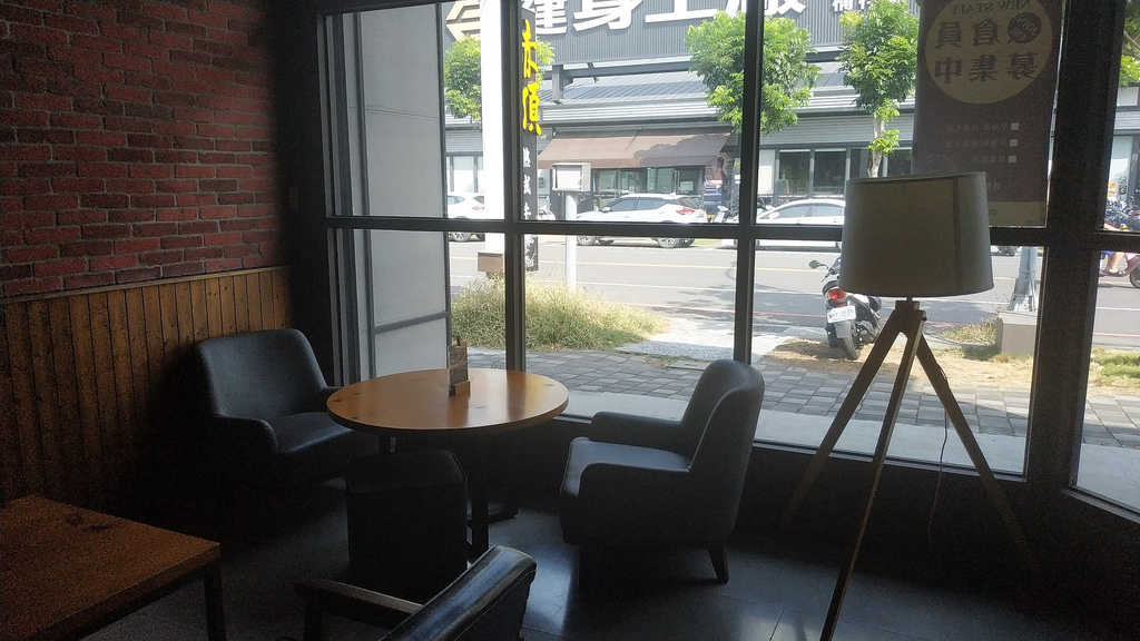 ZAOLONG restaurant 走廊倉廚 ，手工披薩推薦小資族美食餐廳和親朋好友聚會的好地方17.jpg