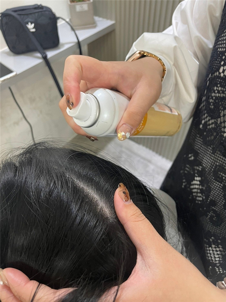 彌敦道日系風格髮廊，染出 讓我滿意的日系奶茶色髮色73.jpg