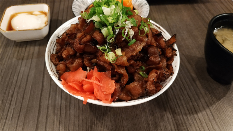 探店  高雄三民區美食汍樂滿盛燒肉丼，美味又好吃的燒肉丼21.jpg