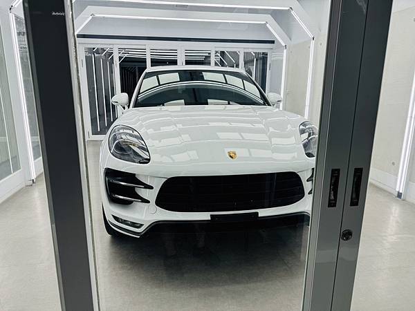 水晶鍍膜-Porsche Macan Turbo