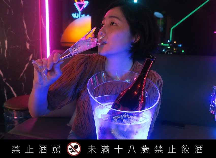 夜色Talking bar34.JPG