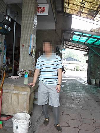 002.jpg 002.jpg
