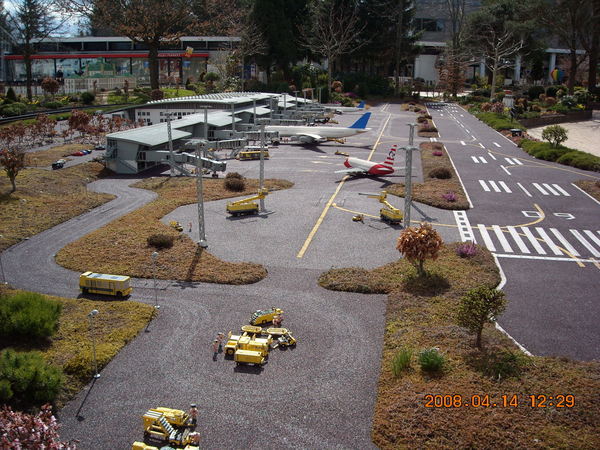 Lego Land _ 樂高機場