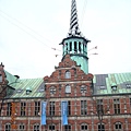 Copenhagen _ 舊股票交易所 有150年的歷史呢