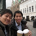Copenhagen _ 在廣場上喝上一杯香濃的咖啡 啊~真是舒服
