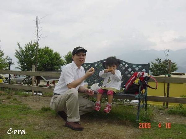 和拔拔一起吃鬆餅１