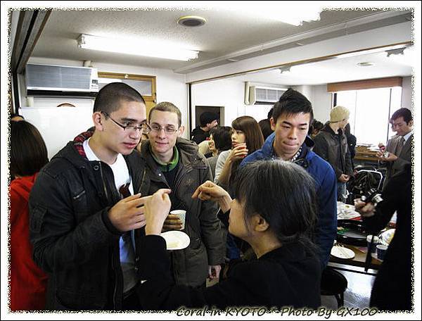 下村今天比較晚到學校