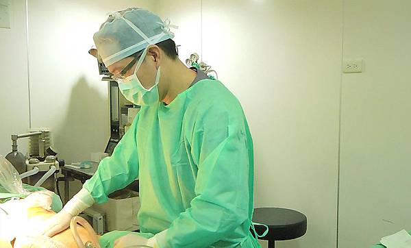 台中威塑抽脂台中抽脂推薦菲仕美診所 台中威塑抽脂台中抽脂推薦菲仕美診所