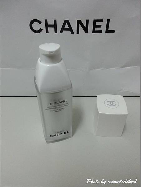 Chanel 香奈兒珍珠光感TXC超美白精華液1