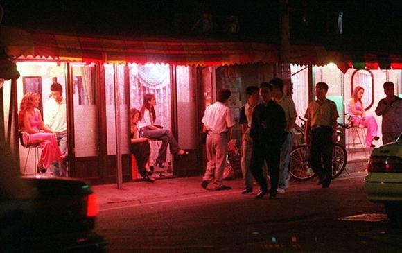 台灣公私娼今昔 草湳里 老頭談性 痞客邦