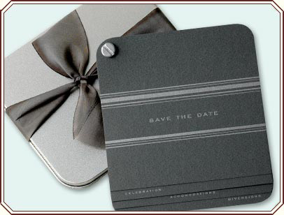 showing-of-elegant-wedding-invitation-card