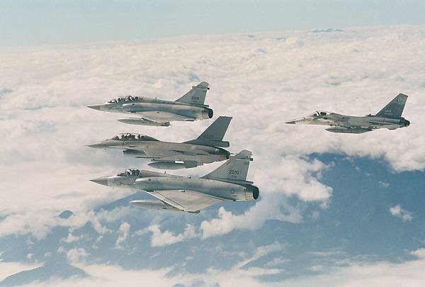 R006-003.JPG R006-003.JPG