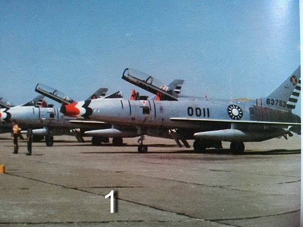 f-199.jpg f-199.jpg