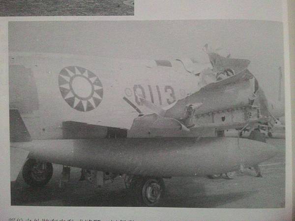 F-100 0113機.jpg F-100 0113機.jpg