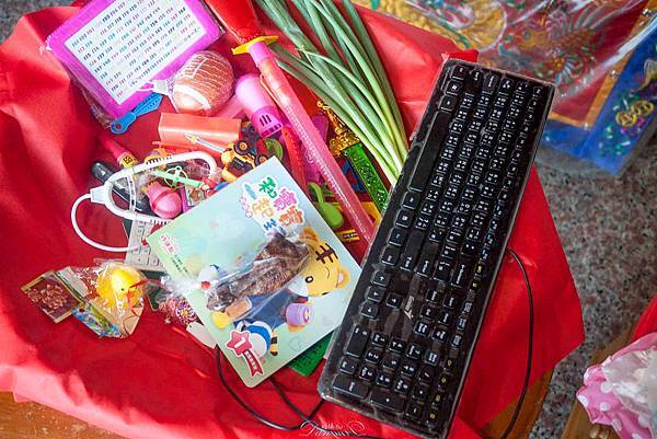 0009抓周儀式.jpg 0009抓周儀式.jpg