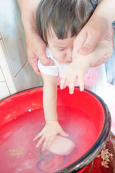 0138抓周儀式.jpg 0138抓周儀式.jpg