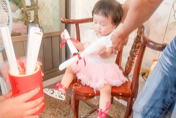 0144抓周儀式.jpg 0144抓周儀式.jpg