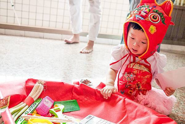 0202抓周儀式.jpg 0202抓周儀式.jpg