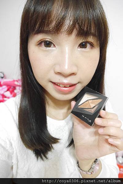 今年春夏最in KATE TOKYO擴型深邃眼影盒 打造立體深邃漸層杏仁型大眼