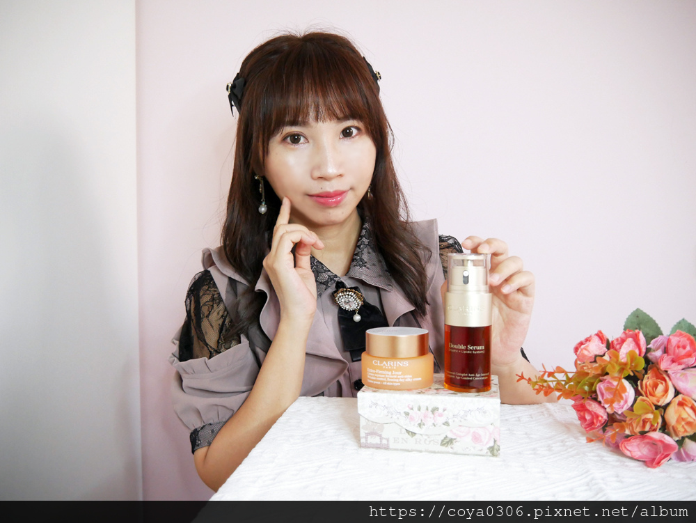 clarins克蘭詩-黃金雙激萃-煥顏緊緻彈力日霜-30.JPG clarins克蘭詩-黃金雙激萃-煥顏緊緻彈力日霜-30.JPG