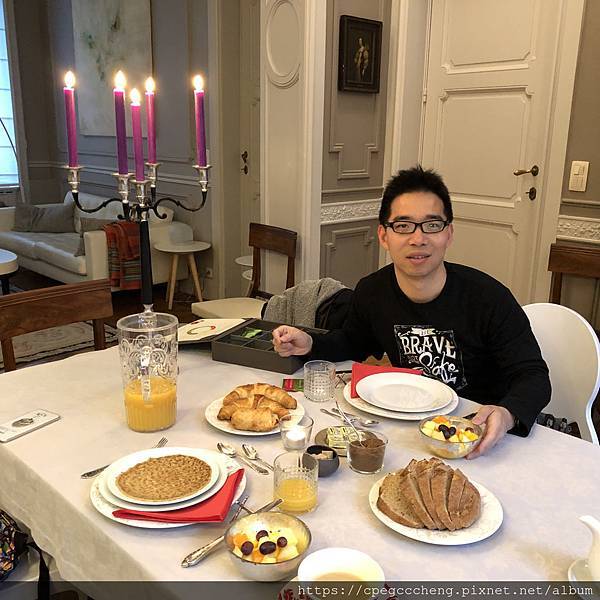 IMG_2851.JPG IMG_2851.JPG