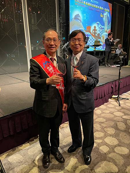 S__13344899.jpg S__13344899.jpg