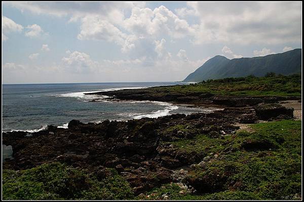 黑妞海灣另一頭