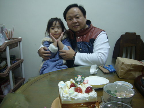 20111224 B day niece n me 1