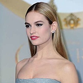 Lily James 莉莉詹姆斯