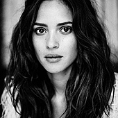 Adria Arjona 安卓亞霍娜