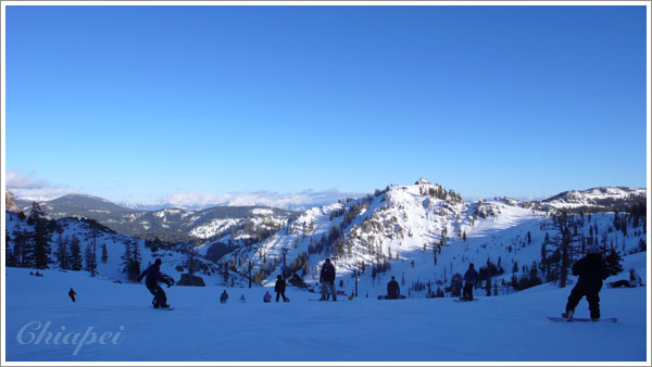 夫夫跑到藍色雪道
