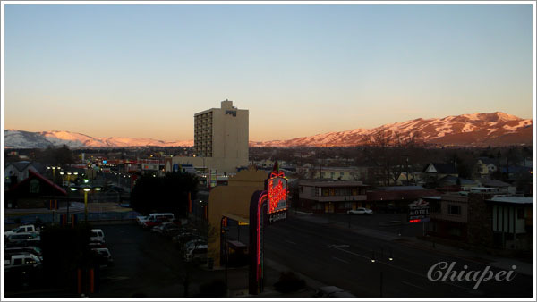 Reno 的旅館的清晨