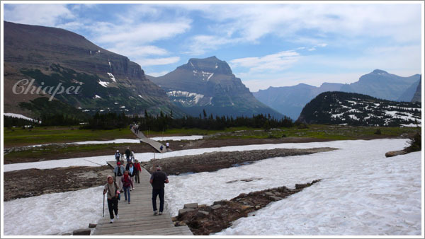 從 Logan Pass 的遊客中心出發